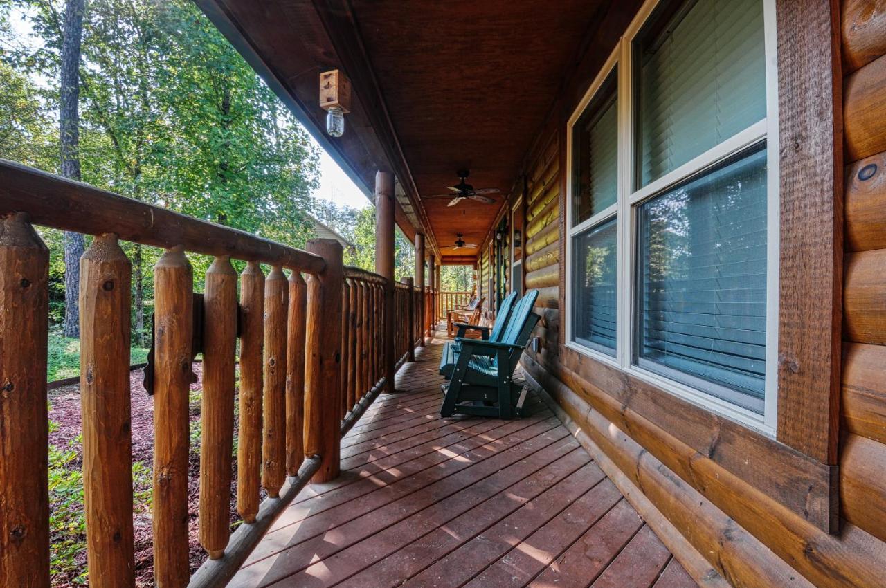 Moonlight Woods Cabin. Beautiful & Relaxing. Villa Sevierville Bagian luar foto