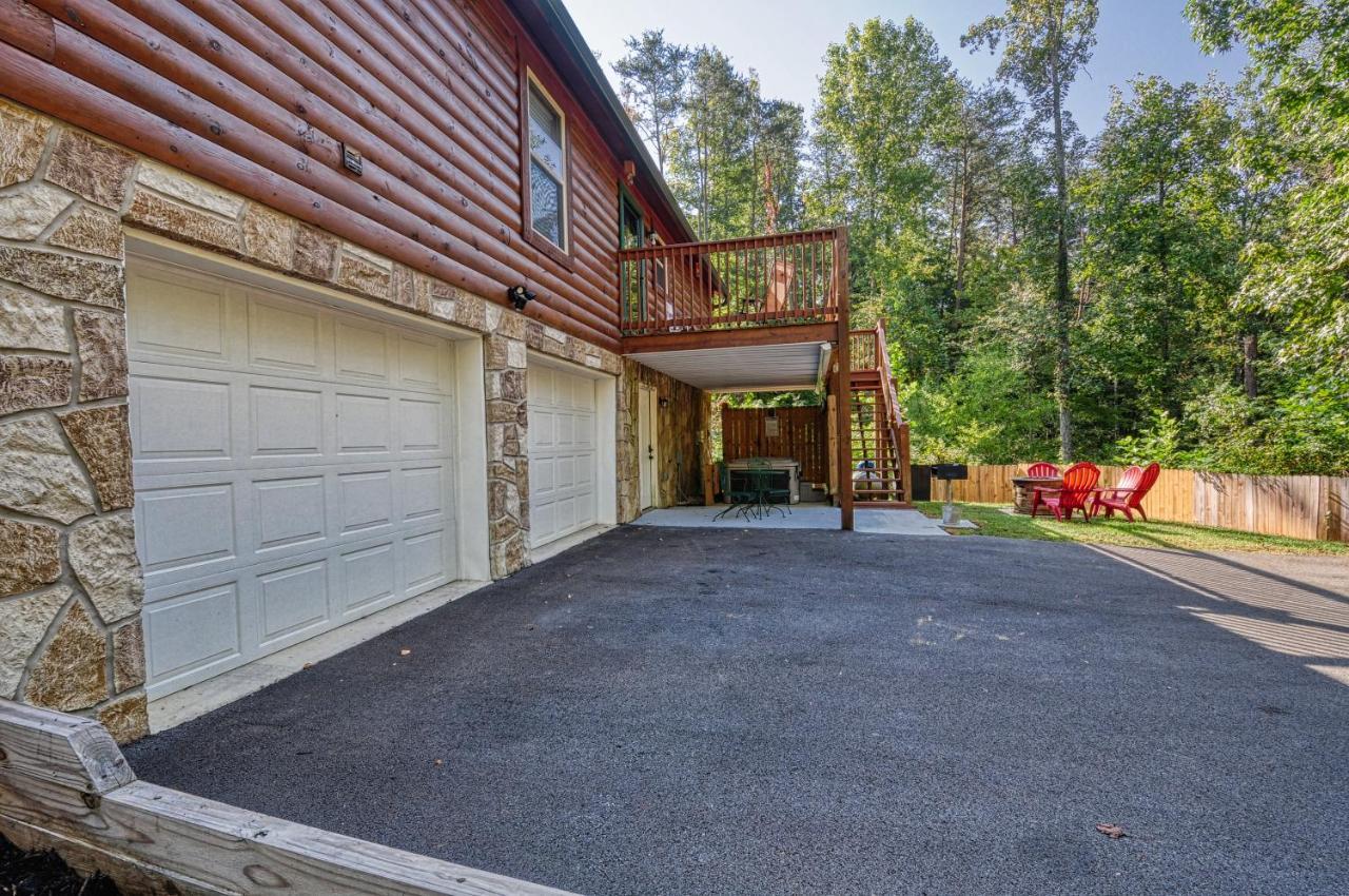 Moonlight Woods Cabin. Beautiful & Relaxing. Villa Sevierville Bagian luar foto